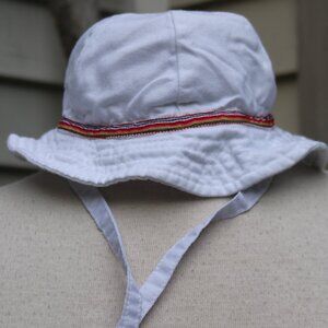 A Tierney Infant White Cotton w Striped Grosgrain Ribbon Tie Bucket Hat